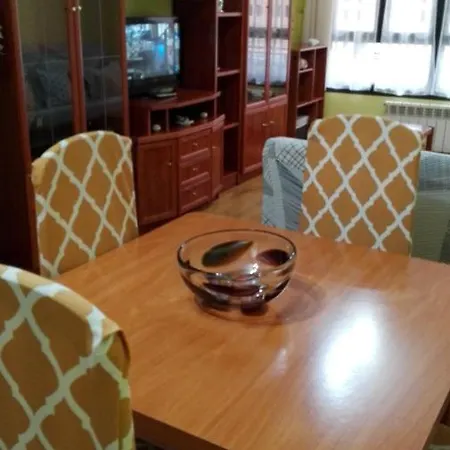 Amplio Loft Con Plaza De Garaje * Onís