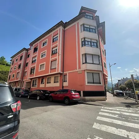Amplio Loft Con Plaza De Garaje * Onís